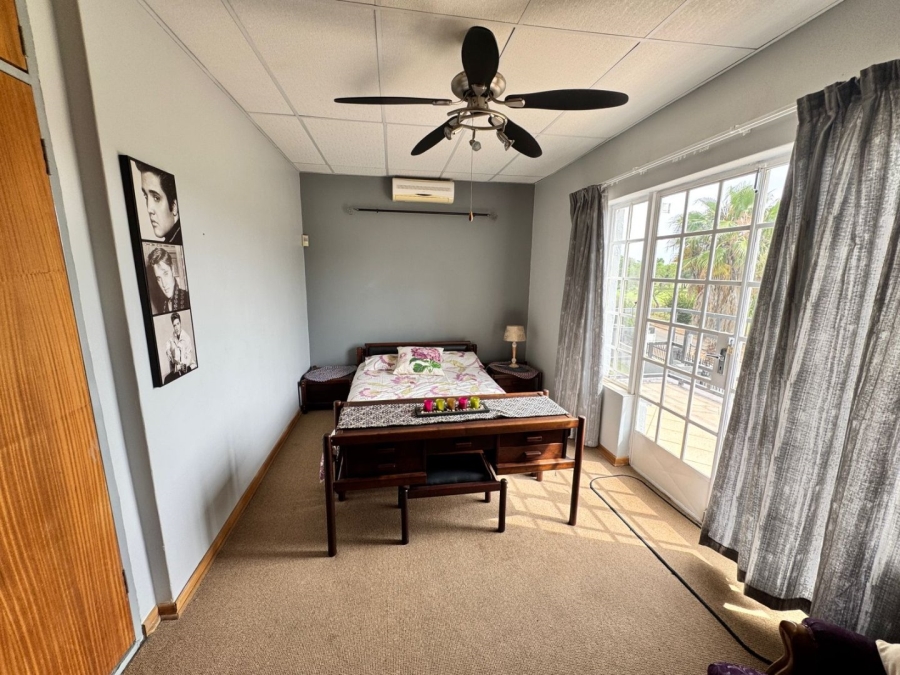 6 Bedroom Property for Sale in Orkney North West